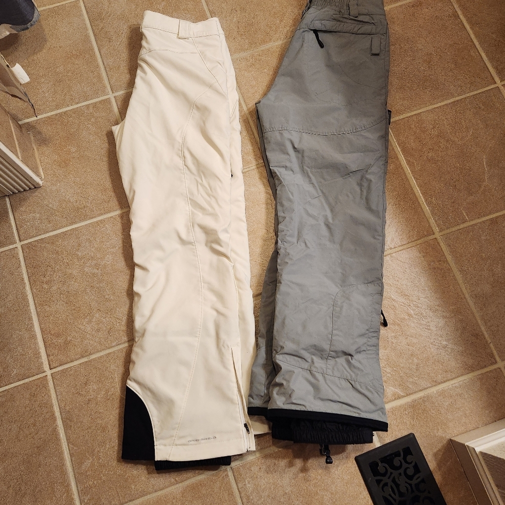 2 pair Columbia ski pants Womens